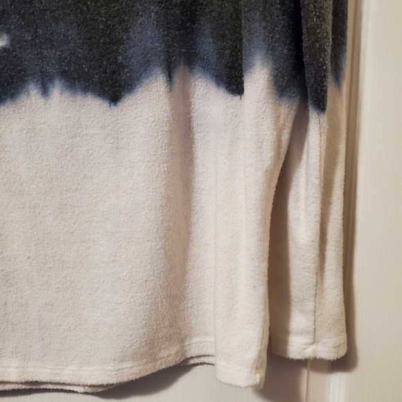 Go Couture Boatneck Dolman Knit Sweater- Grey/White (Size S) - Picture 11 of 16